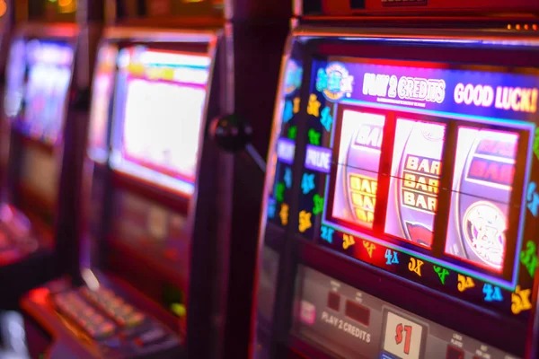 Jurassic Kingdom slot game interface on carawd88 login